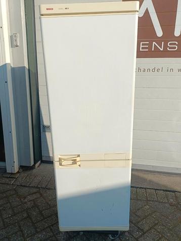 Bosch koel/ vrieskast  beschikbaar voor biedingen