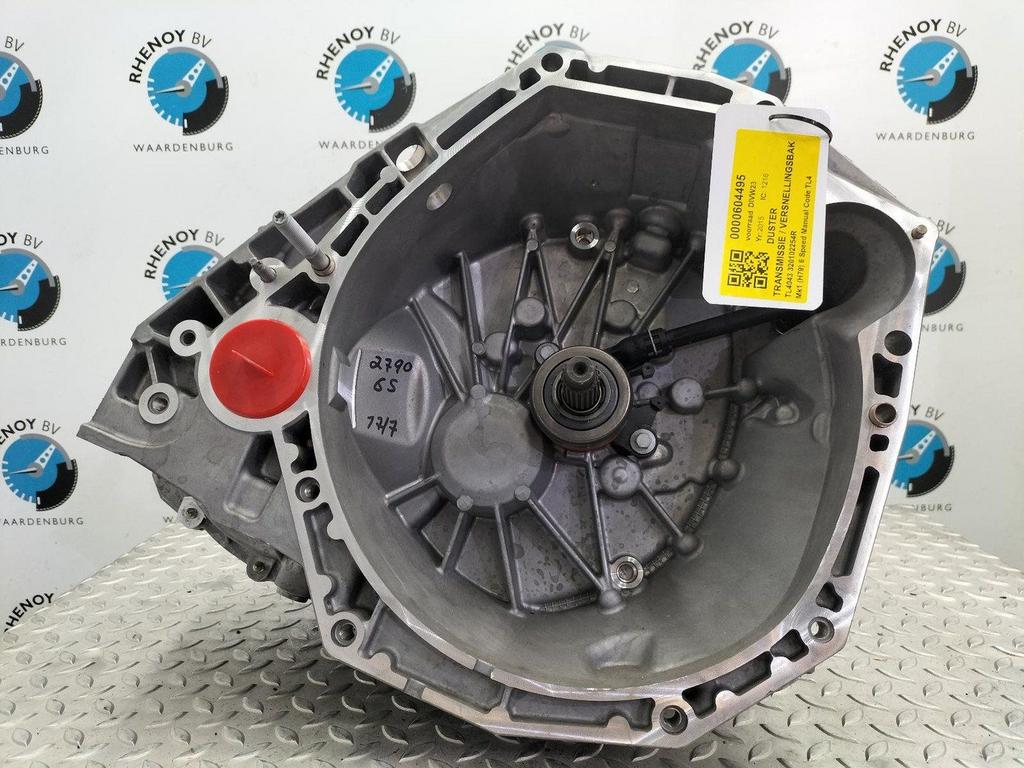 DACIA DUSTER TRANSMISSIE / VERSNELLINGSBAK 320102254R 2015, Ophalen of Verzenden, Gebruikt, Stiba lid