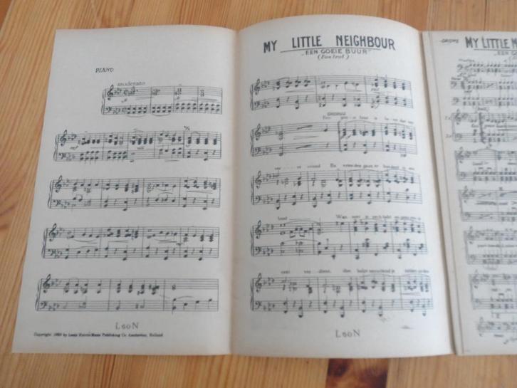 Een goeie buur is beter dan een verre vriend - louis noiret, Muziek en Instrumenten, Bladmuziek, Gebruikt, Artiest of Componist