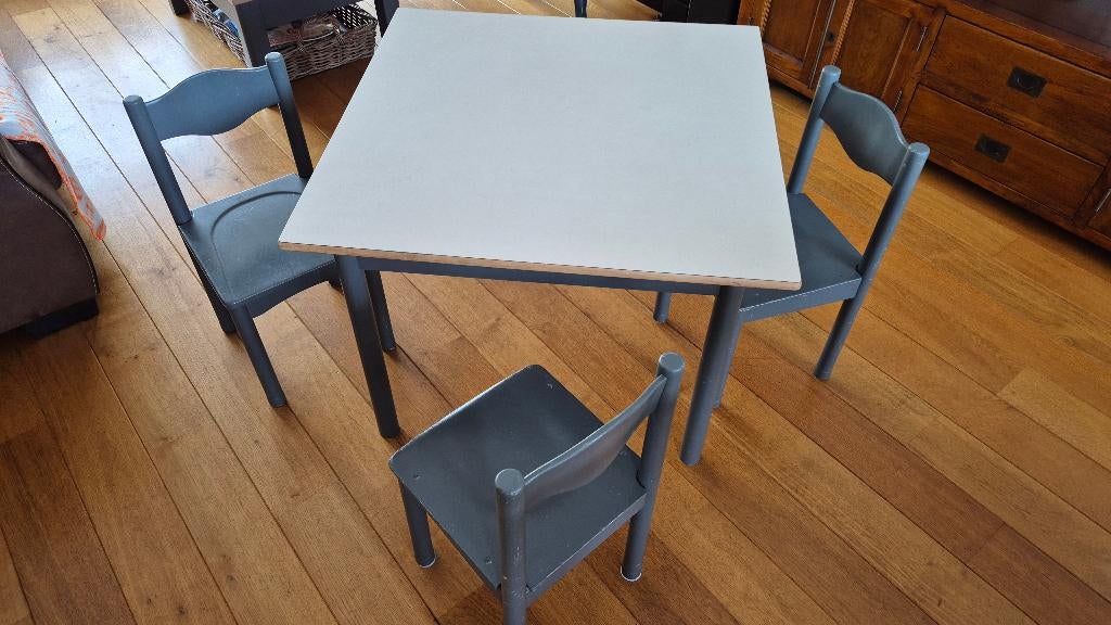 Schooltafel met 4 stoelen, Kinderen en Baby's, Ophalen, Gebruikt, Tafel(s) en Stoel(en)