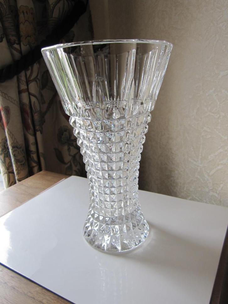 Mooie heldere cristal d'arques vaas model Diamond, Antiek en Kunst, Antiek | Vazen, Verzenden