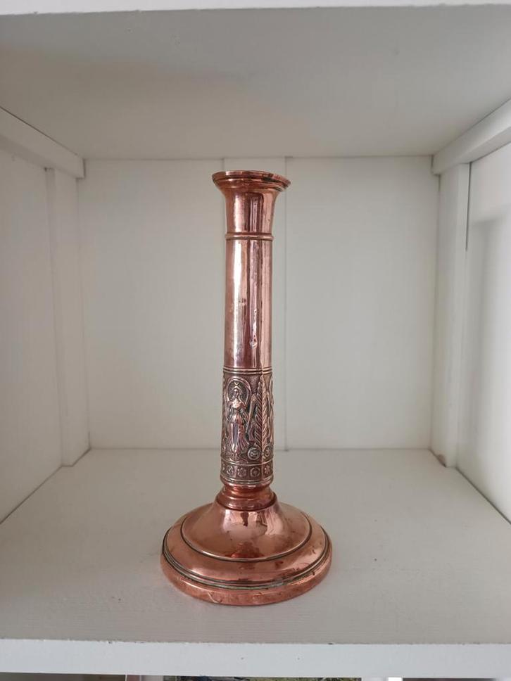 Rood koperen kandelaar in neo empire stijl, Antiek en Kunst, Antiek | Kandelaars, Koper of Brons, Ophalen of Verzenden