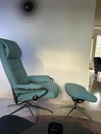 Relaxfauteuil met voetenbankje, Ophalen, Gebruikt, Stof, 50 tot 75 cm