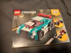 Te koop lego en max verstappen race auto, Kinderen en Baby's, Speelgoed | Duplo en Lego, Ophalen of Verzenden, Zo goed als nieuw