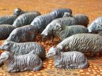 19 schapen en 2 honden antiek Engels speelgoed van tin., Antiek en Kunst, Antiek | Speelgoed, Ophalen of Verzenden