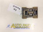 Chevrolet Avalanche pickup junction block rr 2002-2013, Gebruikt, Info@gm.com, Chevrolet, Ophalen of Verzenden