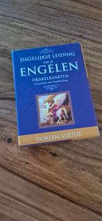 Orakelkaarten - Dagelijkse Leiding van je Engelen, Achtergrond en Informatie, Spiritualiteit algemeen, Ophalen of Verzenden, Zo goed als nieuw