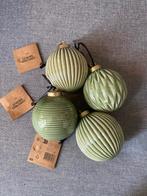 Kerstballen porcelein groen 4 stuks, Diversen, Kerst, Ophalen of Verzenden, Nieuw