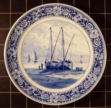 4 Delfts Blauwe bordjes beschikbaar voor biedingen