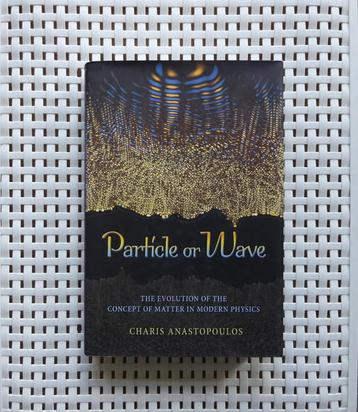 Charis Anastopoulus - Particle or Wave, hardcover, zgan