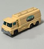 Vintage HUSKY 1:64 Tanker Milk Truck 1960s Diecast Made UK, Ophalen of Verzenden, Zo goed als nieuw, H, H