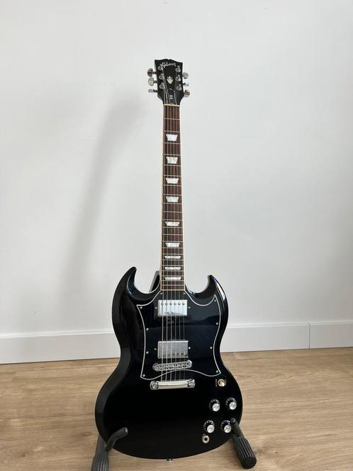 Gibson SG standard ebony 2021, Muziek en Instrumenten, Snaarinstrumenten | Gitaren | Elektrisch, Zo goed als nieuw, Gibson, Ophalen