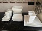 Servies, Huis en Inrichting, Ophalen of Verzenden, Zo goed als nieuw, Overige stijlen, Compleet servies