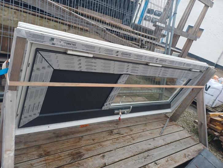 Nieuw kunststof kozijn met deur, Doe-het-zelf en Verbouw, Glas en Ramen, Nieuw, 160 cm of meer, Ophalen of Verzenden