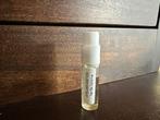 parfum: Atelier Materi - Vanille Carbone proefje tester 2 ml, Verzenden, Zo goed als nieuw