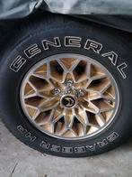 Gevraagd Pontiac firebird Honingraat wiel 15 inch., Ophalen of Verzenden
