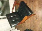 twee zwarte en 1 groene zo goed als nieuw, Huis en Inrichting, Stoelen, Ophalen, Zo goed als nieuw, Zwart, Twee