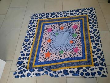 warme sjaal voor de winter beschikbaar voor biedingen