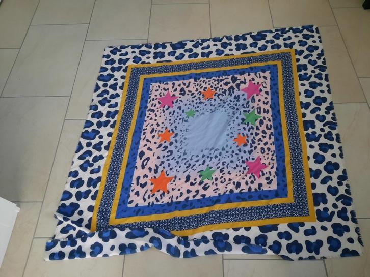 warme sjaal voor de winter, Kleding | Dames, Mutsen, Sjaals en Handschoenen, Zo goed als nieuw, Sjaal, Maat 46/48 (XL) of groter