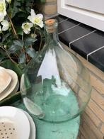 Oude glazen fles/ gistfles uit Frankrijk, Huis en Inrichting, Woonaccessoires | Vazen, Minder dan 50 cm, Groen, Glas, Gebruikt