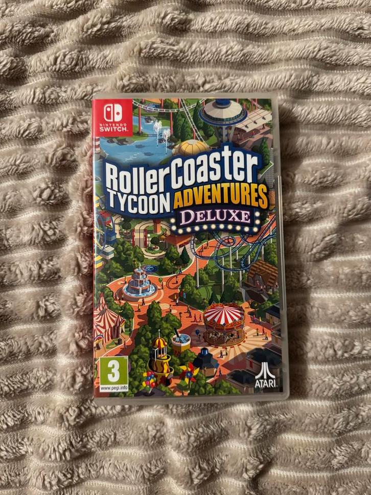 RollerCoaster Tycoon Adventures Deluxe - Nintendo Switch, Spelcomputers en Games, Games | Nintendo Switch, Nieuw, Simulatie, 1 speler