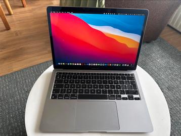 MacBook Air M1 (2020) – 8GB RAM / 256GB SSD – Space Grey beschikbaar voor biedingen