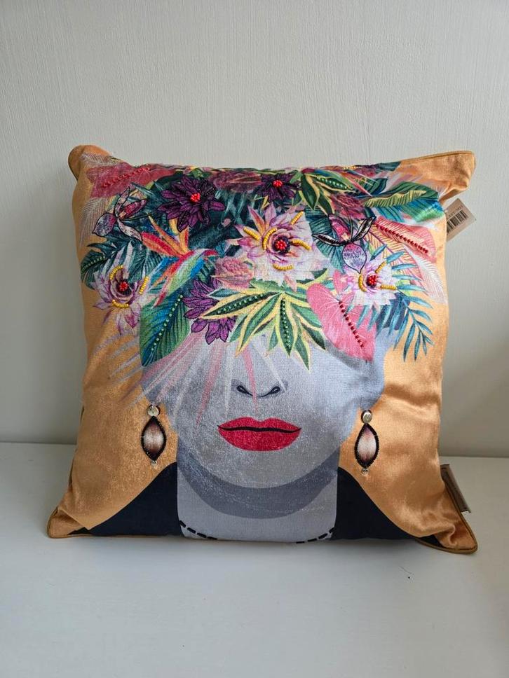 Sierkussen HD Collection. Nieuw, Huis en Inrichting, Woonaccessoires | Kussens, Nieuw, Vierkant, Ophalen of Verzenden