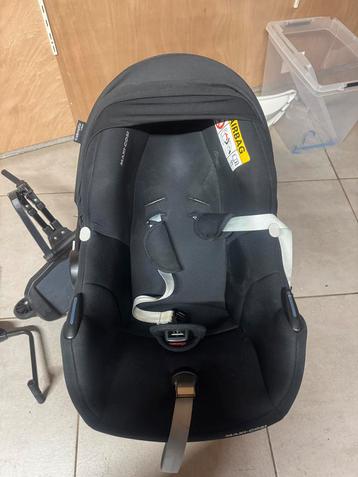 Maxi cosi 40-75cm tot 12 kg  beschikbaar voor biedingen