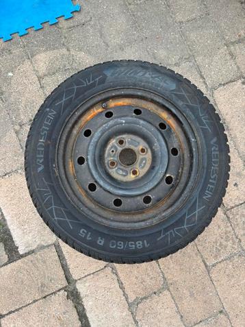 Nieuwe Vredestein winterbanden 15 inch beschikbaar voor biedingen