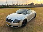 Audi TT 1.8T 180 pk softtop nette staat, Voorwielaandrijving, 65 €/maand, TT, Zwart