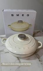 Smeg pan gietijzeren stoofpan, Huis en Inrichting, Keuken | Potten en Pannen, Ophalen of Verzenden, Nieuw, Gietijzer, Koekenpan of Braadpan