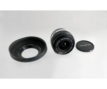 OLYMPUS OM ZUIKO MC AUTO-W 28mm f2.8 LENS + VIVITAR ZONNEKAP beschikbaar voor biedingen