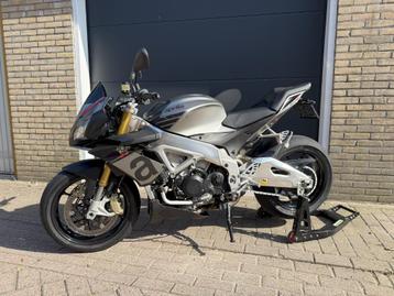 Aprilia TUONO V4 1100 RR (bj 2016) nieuwblok beschikbaar voor biedingen