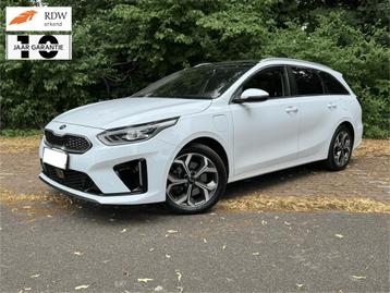 Kia Ceed Sportswagon PHEV ExecutiveLine l PANODAK l TREHKAAK beschikbaar voor biedingen
