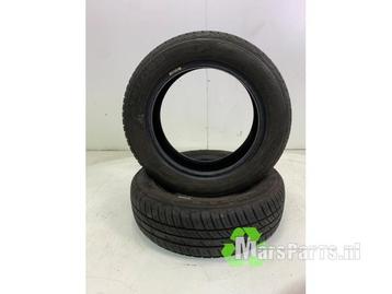 Bandenset van een Diversen beschikbaar voor biedingen