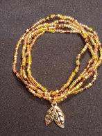 set armbandjes bruin geel goud kraaltjes blaadjes, Sieraden, Tassen en Uiterlijk, Armbanden, Ophalen of Verzenden, Nieuw, Met bedels of kralen