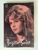 Brigitte Bardot biografie, Boeken, Ophalen of Verzenden, Zo goed als nieuw, Bob Wallagh