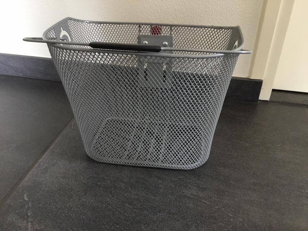 Grijze afneembare fietsmand.  Nieuw, Fietsen en Brommers, Ophalen, Nieuw, Fietsmand, Stuurbevestiging