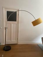 Staande lamp op marmeren voet, Huis en Inrichting, Lampen | Vloerlampen, Ophalen, Zo goed als nieuw, Overige materialen, 150 tot 200 cm