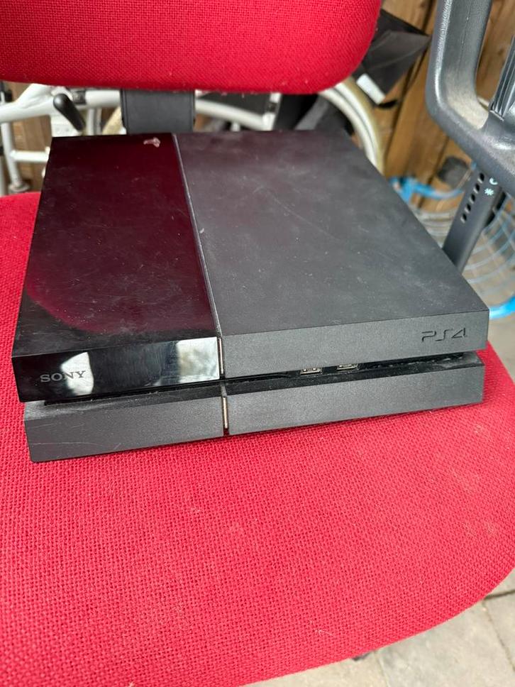 Playstation 4 zonder kabels, Spelcomputers en Games, Spelcomputers | Sony PlayStation 4, Gebruikt, Original, 500 GB, Zonder controller