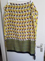 Marccain geel, wit, zwart blauwe zijden sjaal Nieuw!, Marccain, Ophalen of Verzenden, Nieuw, Sjaal