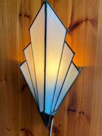 Vintage ART DECO Tiffany Wandlamp Waaiervorm Parelmoer 80’s, Huis en Inrichting, Lampen | Wandlampen, Ophalen of Verzenden, Zo goed als nieuw
