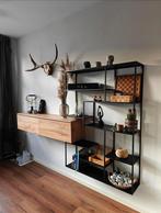 Stijlvol Wandmeubel – Industrieel & Modern - Hout en metaal., Ophalen, Zo goed als nieuw, Minder dan 150 cm, Metaal
