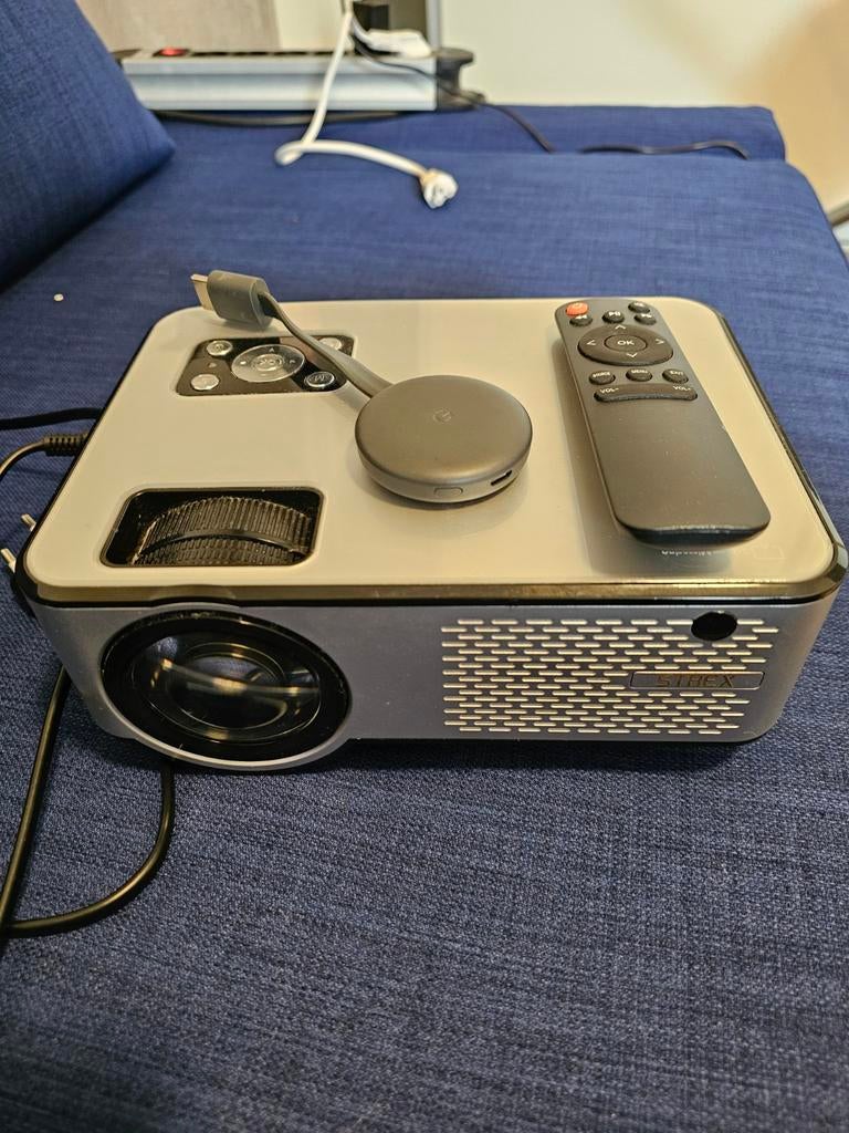 Strex Full HD Beamer Projector incl. chromecast, Audio, Tv en Foto, Beamers, LED, Strex, Ophalen of Verzenden, Zo goed als nieuw