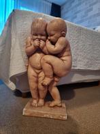 Stenen beeld van 2 baby's, Antiek en Kunst, Ophalen