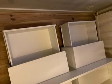 bed met opbergruimte Gratis