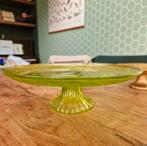 Groen Glazen Taartplateau, Huis en Inrichting, Keuken | Servies, Glas of Glazen, Ophalen of Verzenden, Overige stijlen, Glas
