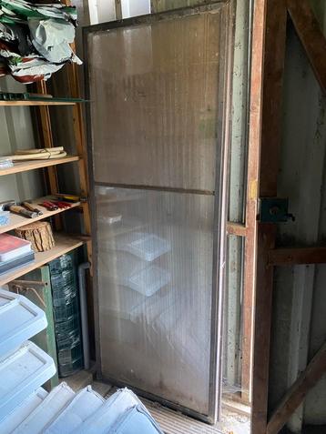 Glasplaat met metalen frame - Kas afkomst beschikbaar voor biedingen