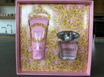 Nieuwe parfum set leuk voor Moederdag Versace Bright Crystal, Verzamelen, Parfumverzamelingen, Nieuw, Ophalen of Verzenden