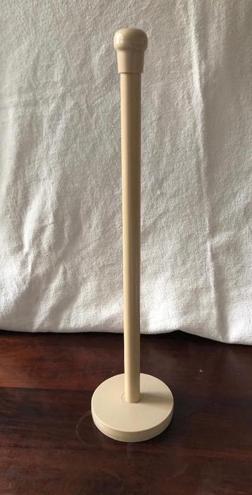 Vintage beige toiletpapierhouder beschikbaar voor biedingen